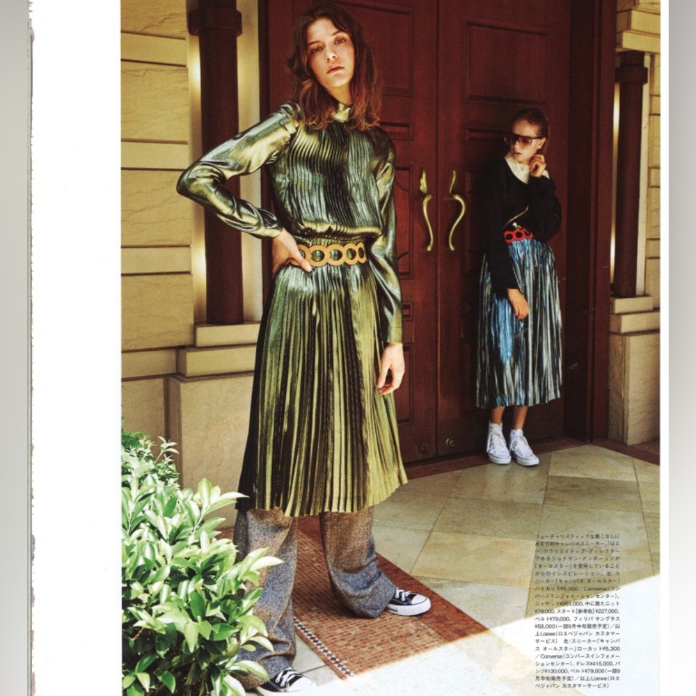 Loewe Shiny Pleated Lurex Midi Length Dress. Sweet shiny metallic olive green. - Picture 15 of 15